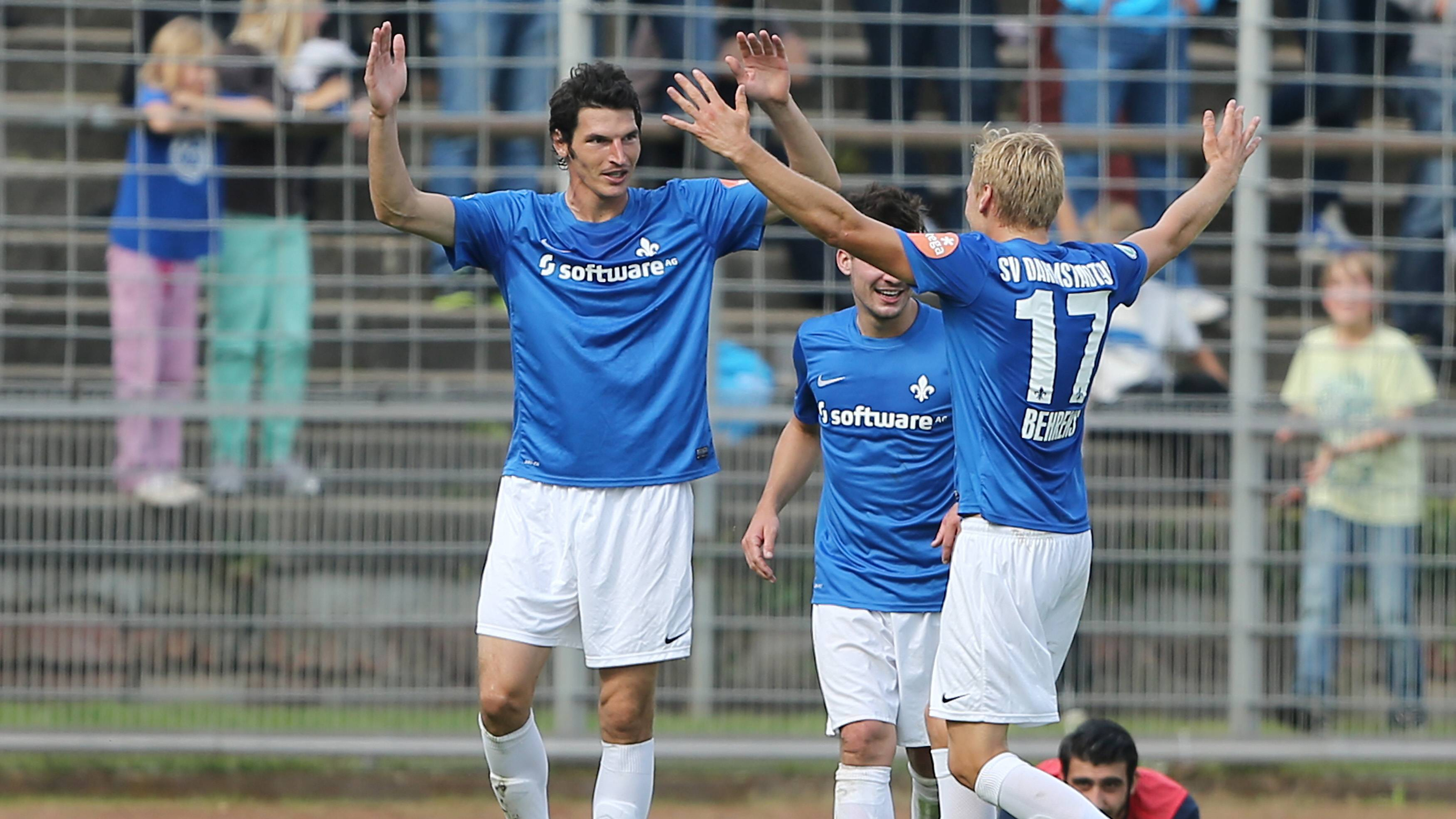 Erzielt in der Saison 2013/2014 vier Tore gegen Hansa: Darmstadts Stroh-Engel (l.) © Imago Images