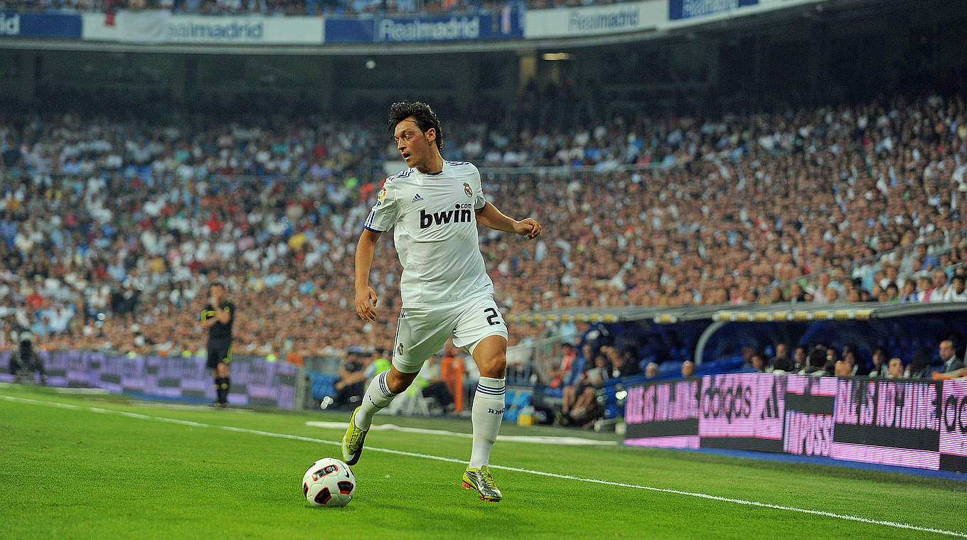 Von 2010 bis 2013 läuft Mesut Özil 105 Mal für Real Madrid auf © 