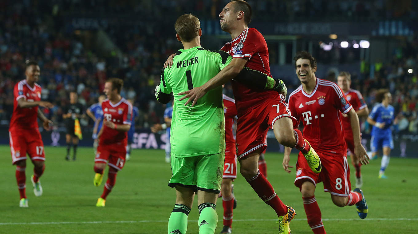 Bayern München holt den UEFA Super-Cup: Neuer pariert den entscheidenden Elfmeter von Lukaku © 
