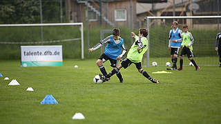 Talentförderung: Im Amateurverein spielen, am Stützpunkt gefördert werden © philippka