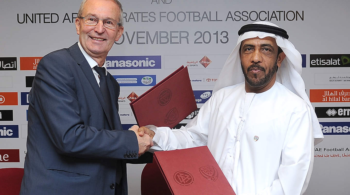 Unterschriftstermin in den Vereinigten Arabischen Emiraten © imago sportfotodienst