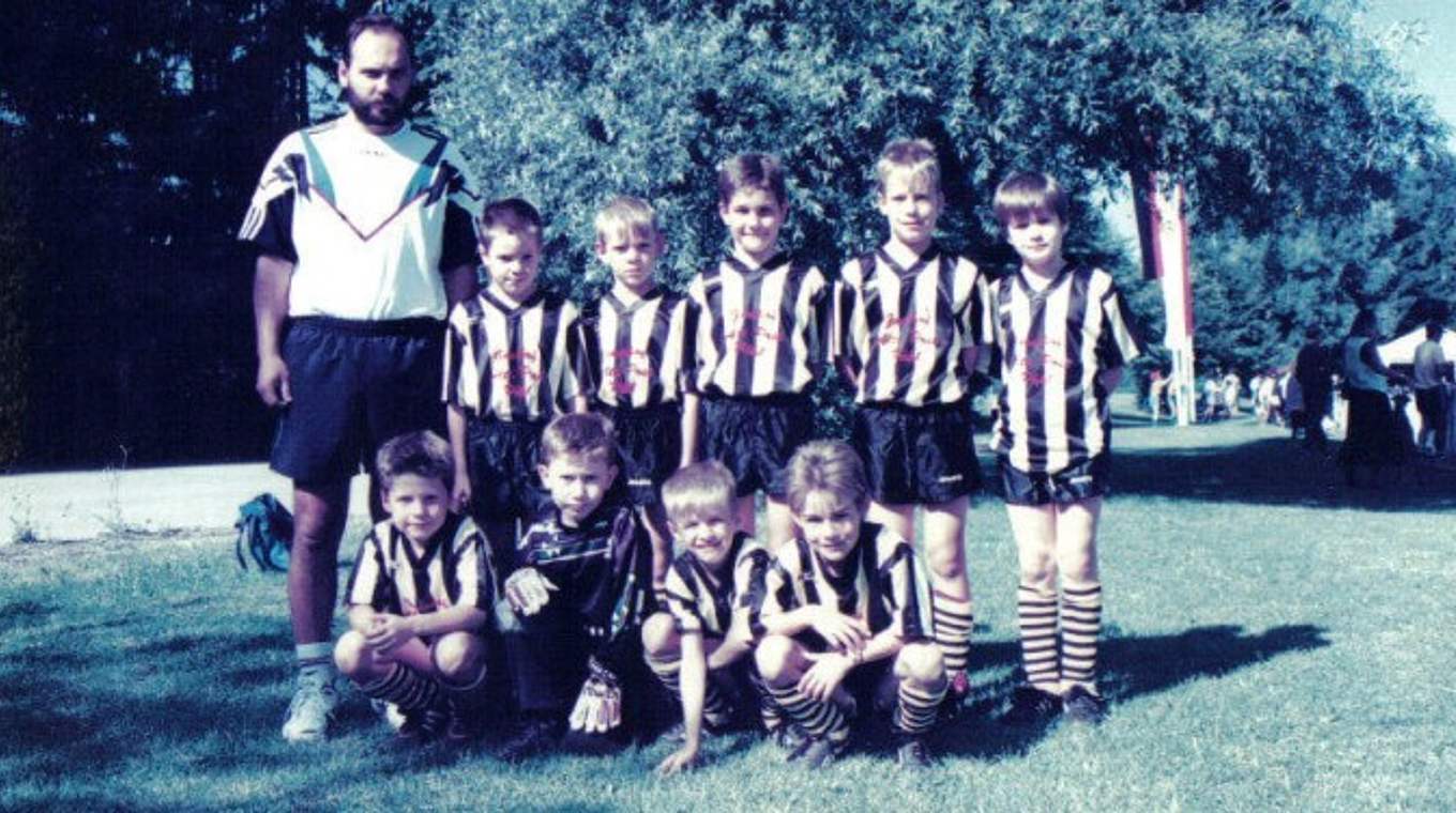 Thomas Müller 1996 in der Jugend des TSV Pähl (untere Reihe, 2. v.r.). © 