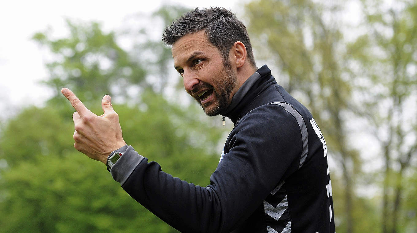 Nachfolger von Cardoso: HSV-Coach Zinnbauer © 2013 Getty Images