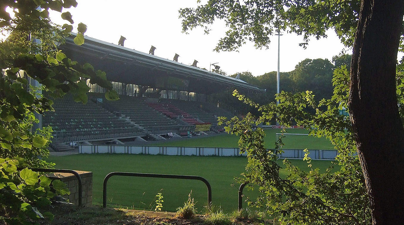 Wiege der Ausbildung und Heimstätte Viktoria Kölns: Sportpark Höhenberg © Sven Winterschladen