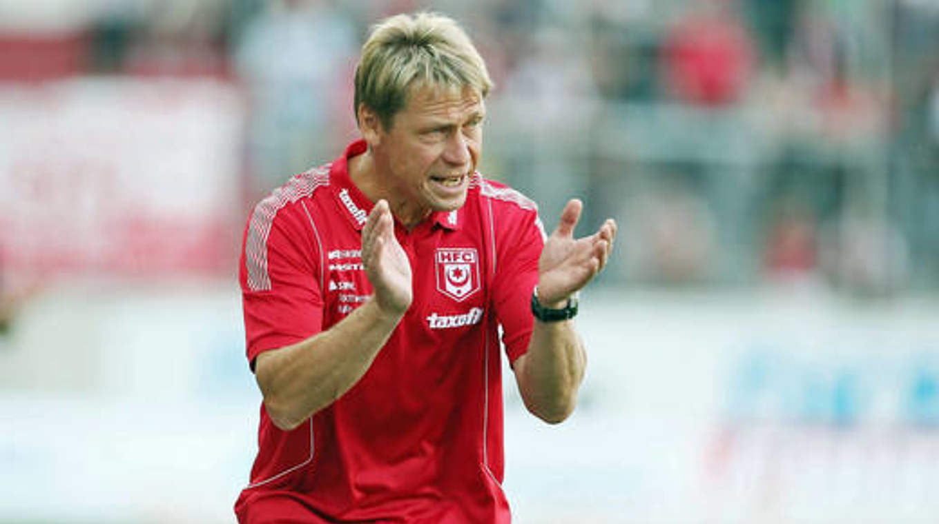 Halle-Coach Köhler: Will auch zu Hause Punkte sammeln © imago