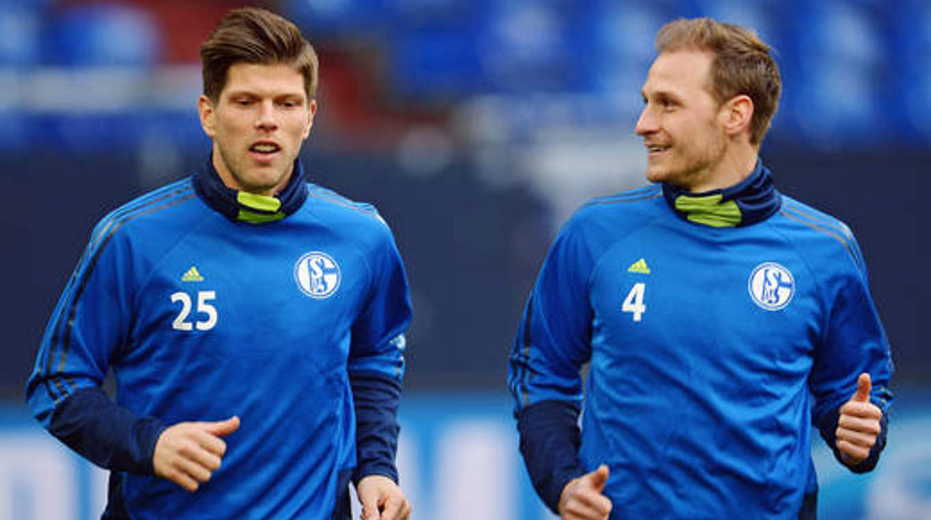 Individuell trainiert: Schalke-Kapitän Benedikt Höwedes (r.) mit Klaas-Jan Huntelaar © Bongarts/GettyImages