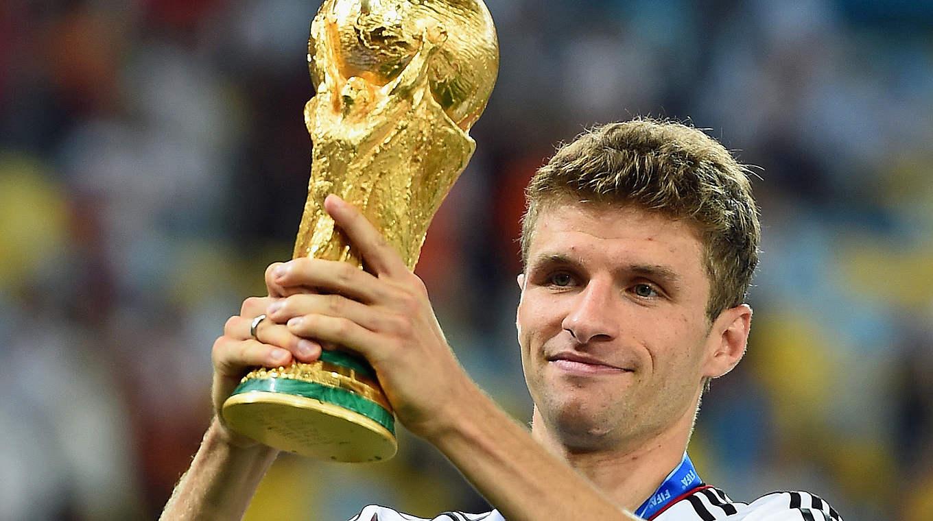 Einst Drittliga-Kicker, nun Weltmeister: Thomas Müller © 2014 Getty Images