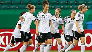 Optimistisch, aber gewarnt ins Gruppenfinale: die U 20-Frauen © 2014 FIFA
