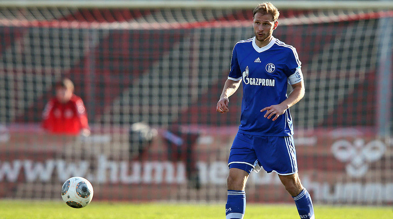 Comeback nach  Innenbandteilabriss im Knie: Schalkes Kapitän Benedikt Höwedes © 2014 Getty Images