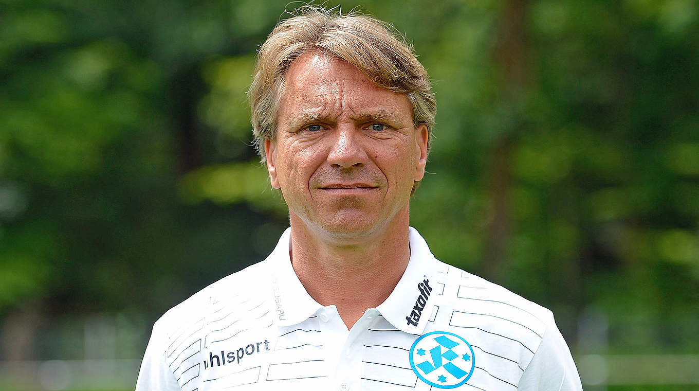Will die Serie mit den Kickers fortsetzen: Trainer Horst Steffen © 2014 Getty Images