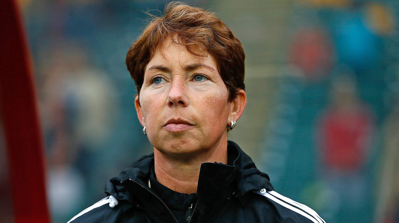 Hofft auf einen guten Jahrgang: DFB-Trainerin Maren Meinert © 2014 FIFA