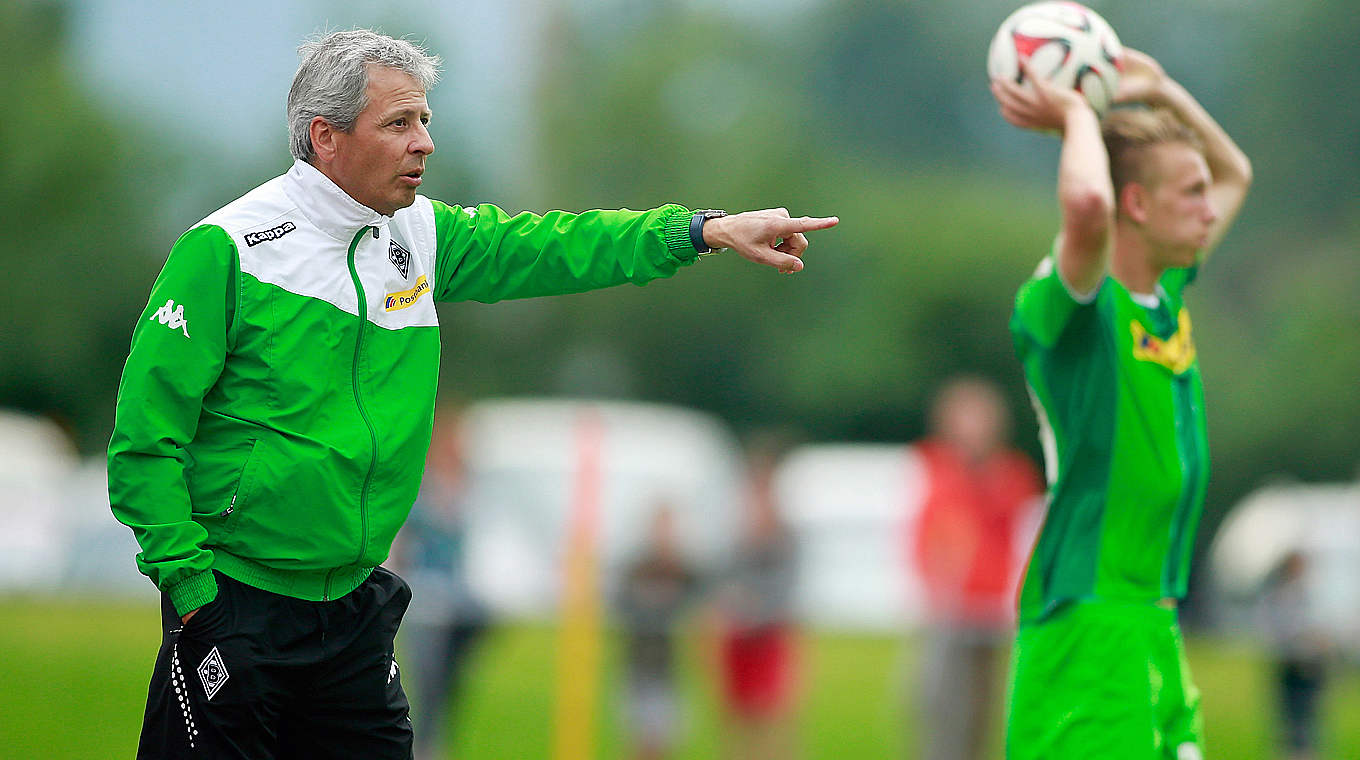 Will seine gute Heimspiel-Bilanz ausbauen: Mönchengladbachs Trainer Lucien Favre © Bongarts/GettyImages