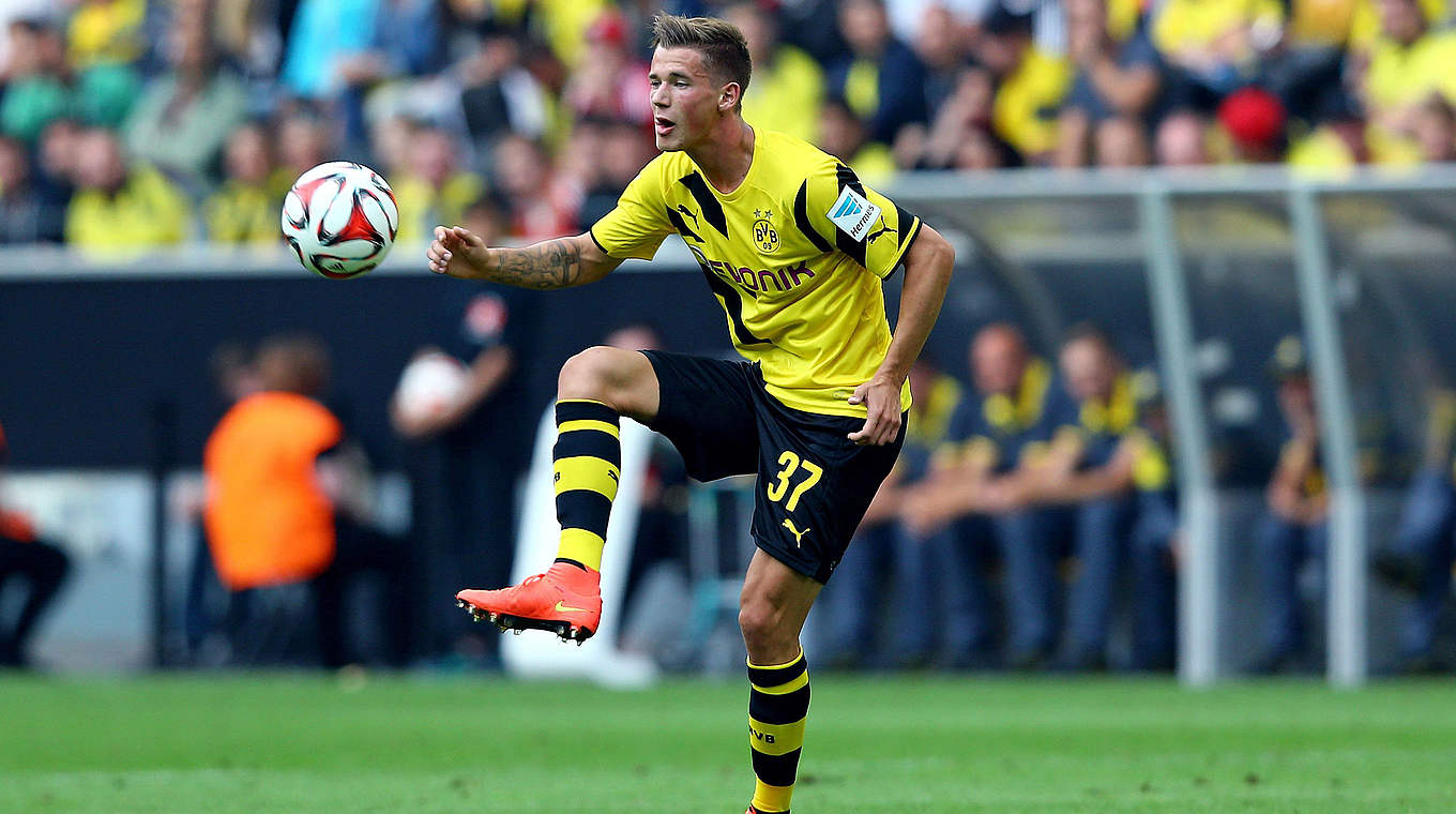 Wird zum Ligaauftakt am Samstag gegen Bayer in der Startelf stehen: Erik Durm © Bongarts/GettyImages