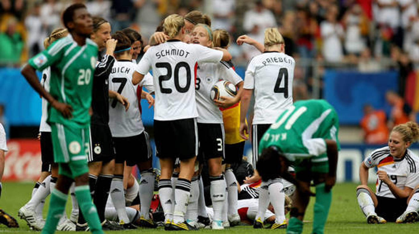 So sah es 2010 aus: die DFB-Mädels obenauf, Nigeria besiegt © FIFA/GettyImages