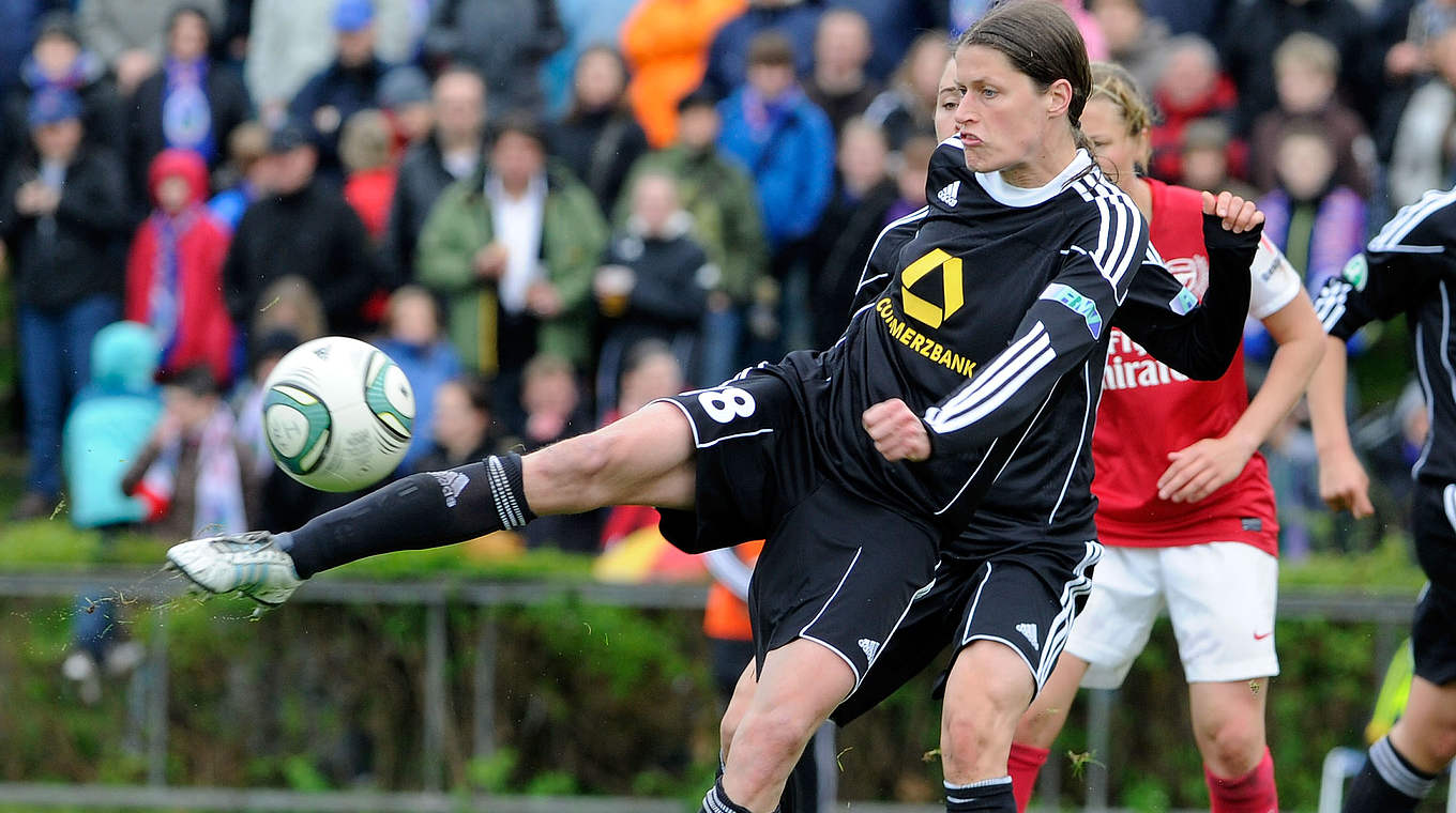 Mit dem FFC auch in der Champions League unterwegs: Kerstin Garefrekes © 2012 Getty Images