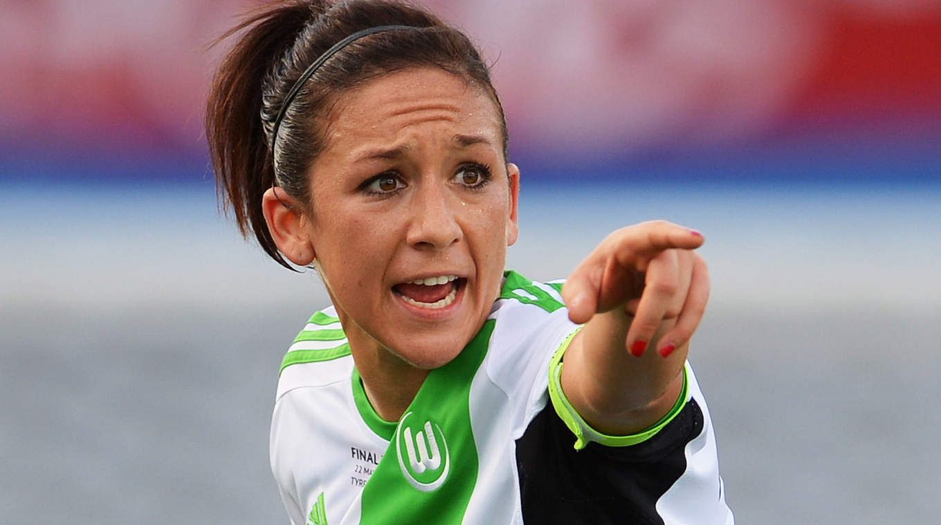 Kapitänin beim VfL Wolfsburg: Double-Gewinnerin Nadine Keßler © 2014 Getty Images