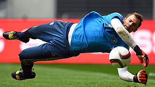 Voller Einsatz auf dem Trainingsplatz: Manuel Neuer © 2014 Getty Images