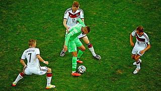 Alle Weltmeister sind da - auch Schweinsteiger, Mertesacker und Lahm (v.l.) © 2014 Getty Images