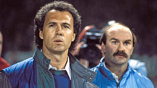 Niederlage beim Debüt gegen Argentinien: Teamchef Beckenbauer (l.) © imago