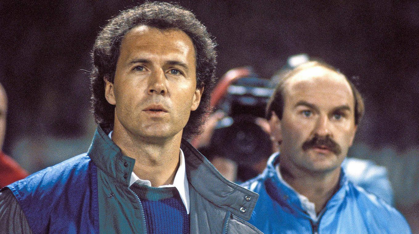 Niederlage beim Debüt gegen Argentinien: Teamchef Beckenbauer (l.) © imago