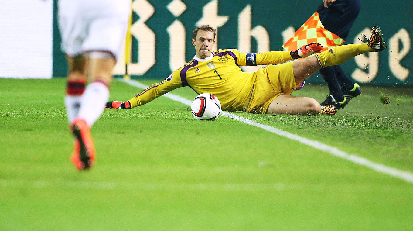 Neuer: "Muss als Torwart etwas offensiver spielen" © 2014 Getty Images