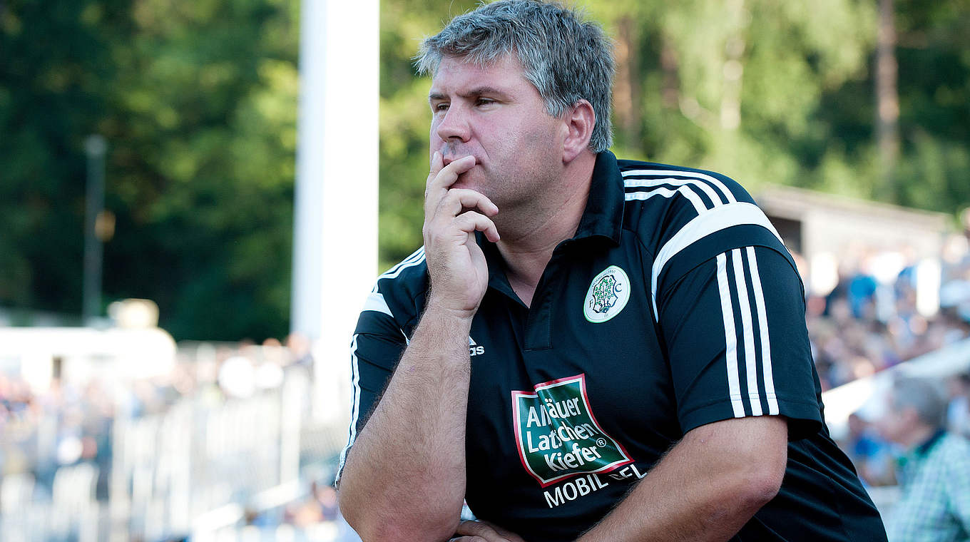 Warnt vor Hoffenheim: Homburgs Trainer Jens Kiefer © 2014 Getty Images