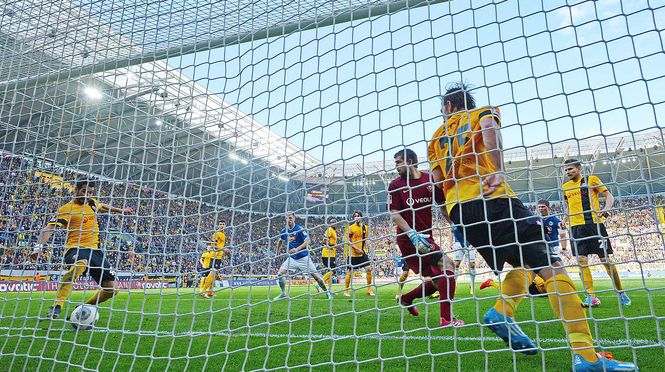 Neuauflage am 13. Spieltag: Bielefeld gegen Dresden © 2014 Getty Images