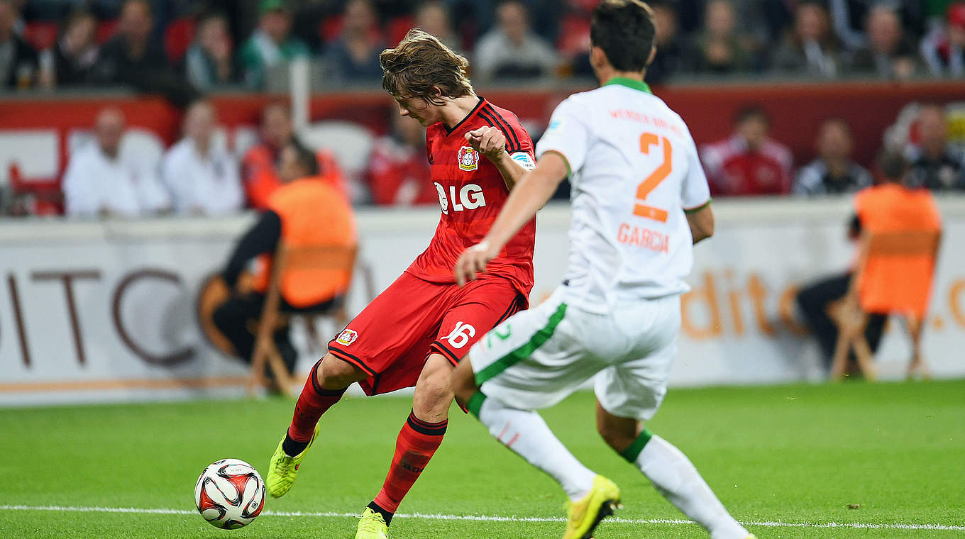 Auftakt eines Fußballfestes: Tin Jedvaj (l.) erzielt die Leverkusener Führung © 2014 Getty Images