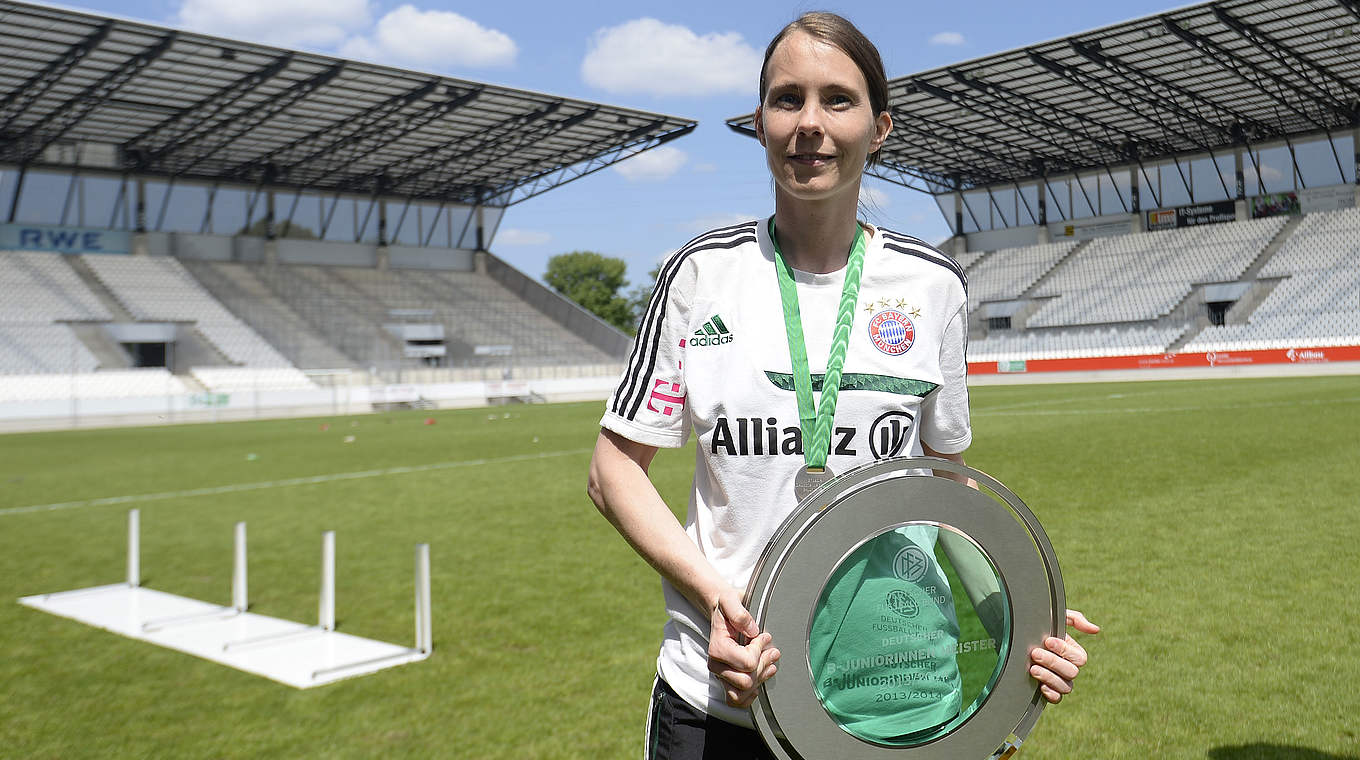 Startete mit einer Heimniederlage in die Saison: FCB-Trainerin Carmen Roth © 2014 Getty Images