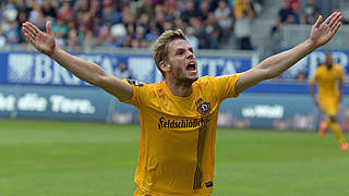 Schoss Dresden trotz Hexenschuss ins DFB-Pokal-Achtelfinale: Justin Eilers © imago/Jan Huebner