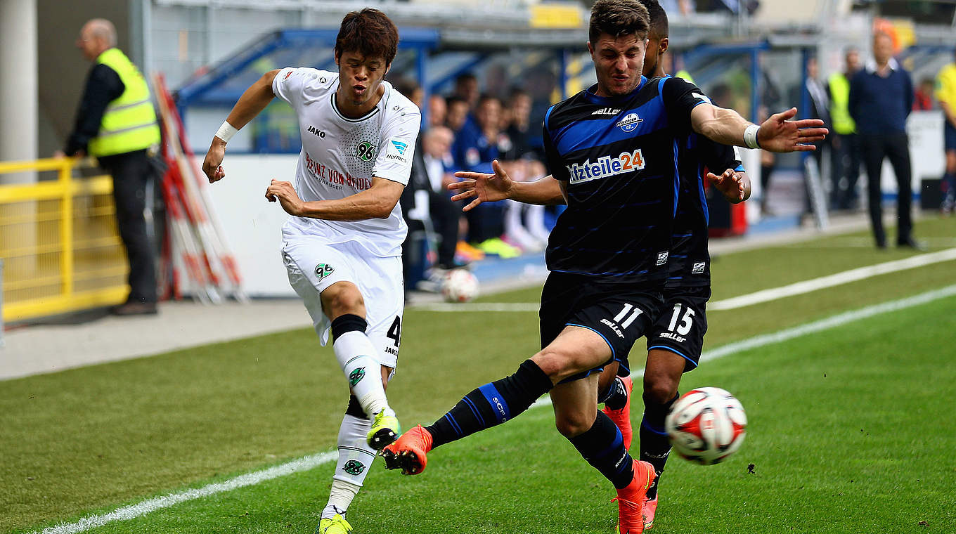 Muss mit dem Training aussetzen: Hannovers Sakai (l.) © 2014 Getty Images