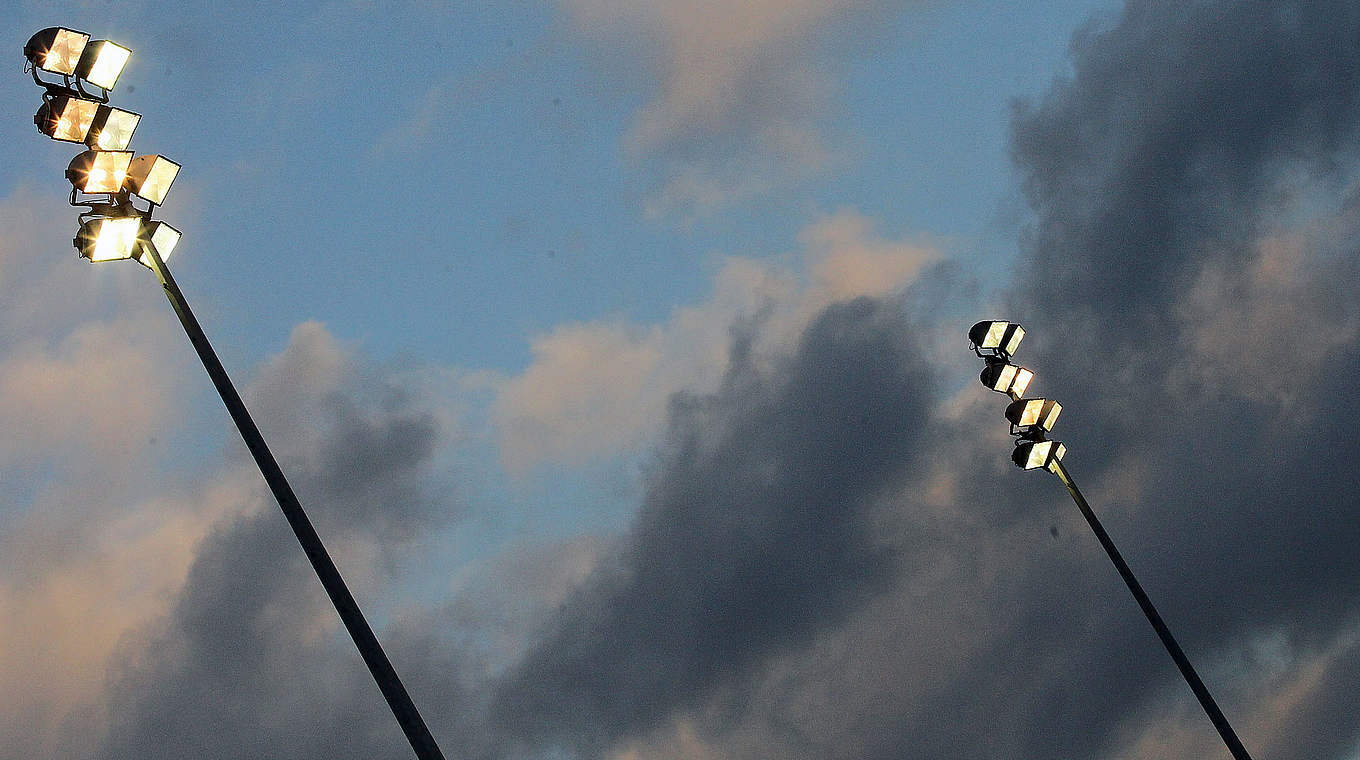 Unter Flutlicht an der Ems: Meppen gegen Bochum © 2011 Getty Images