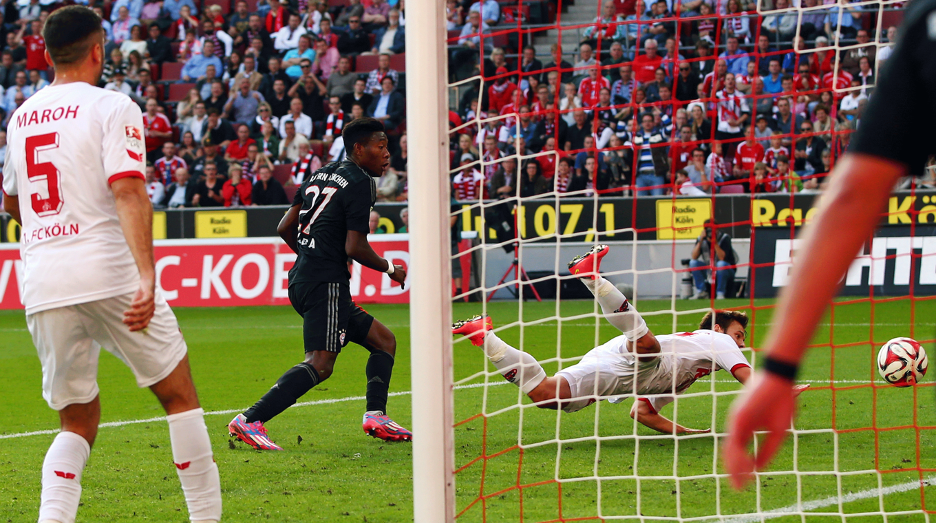 Unglücklicher Moment: Kölns Daniel Halfar (r.) trifft ins eigen Tor © Getty Images