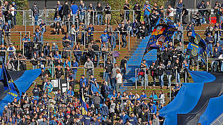 Sehen ein 0:0 ihrer Mannschaft: Fans des 1. FC Saarbrücken © Getty Images