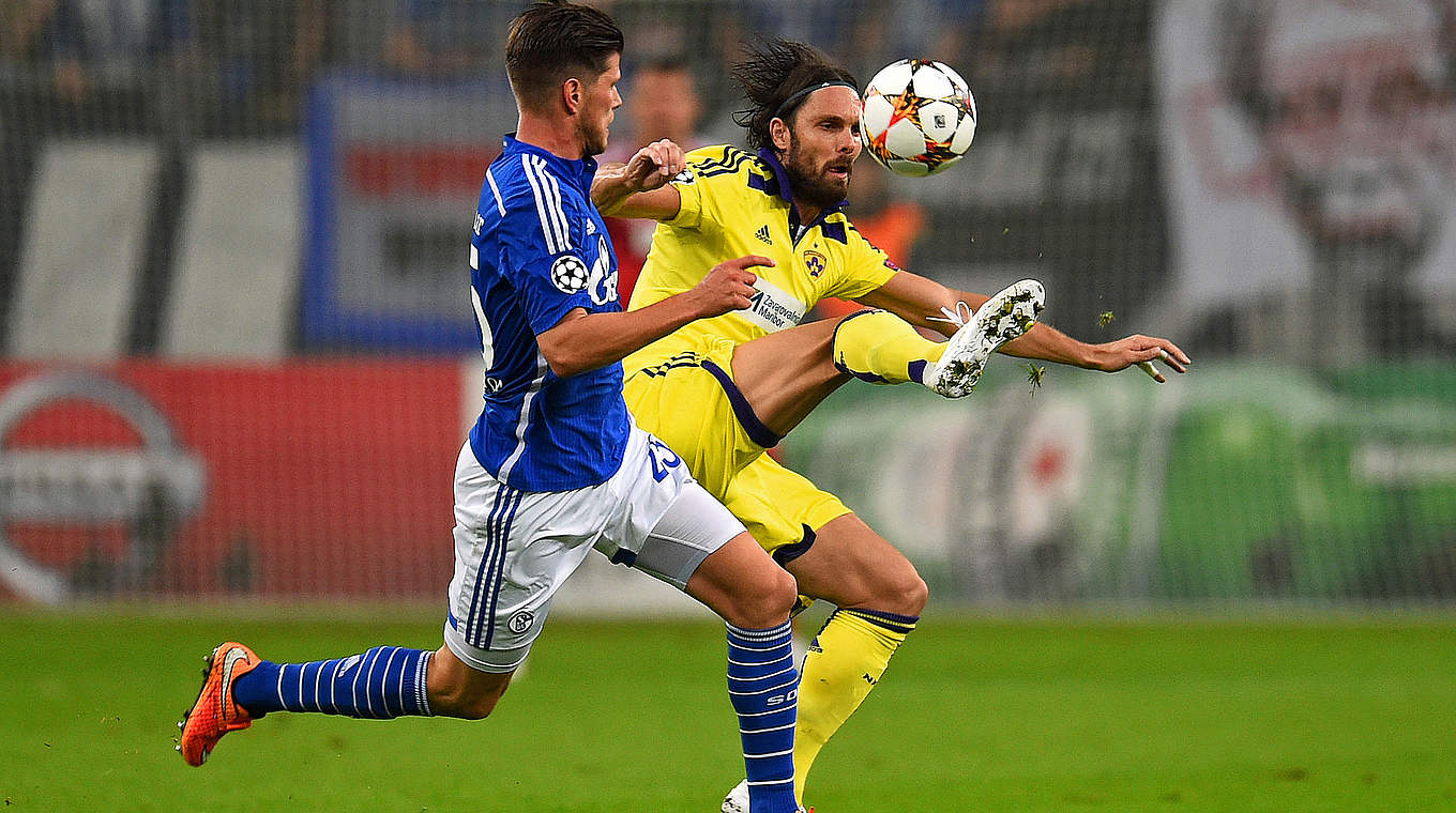 Auswärtssieg ist Pflicht: Huntelaar (l.) und Schalke spielen in Maribor ums Achtelfinale © 2014 Getty Images