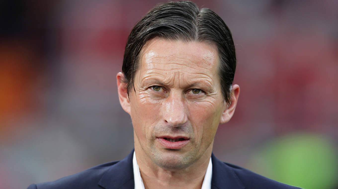 Wiedersehen mit Ex-Klub I: Bayers Roger Schmidt und der SC Paderborn  © 2014 Getty Images