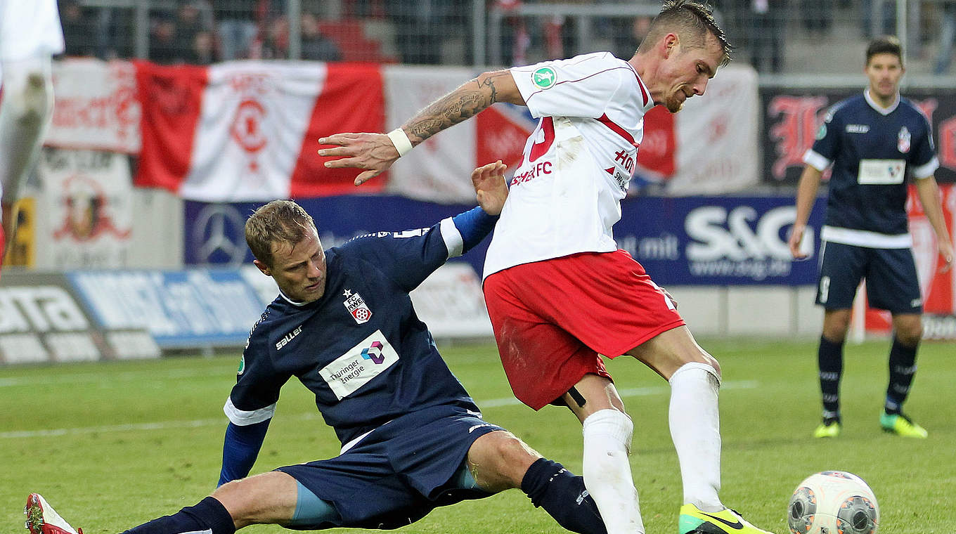 Wiedersehen mit dem Ex-Klub: Marco Engelhardt (l.), hier noch im Erfurter Trikot © 2013 Getty Images