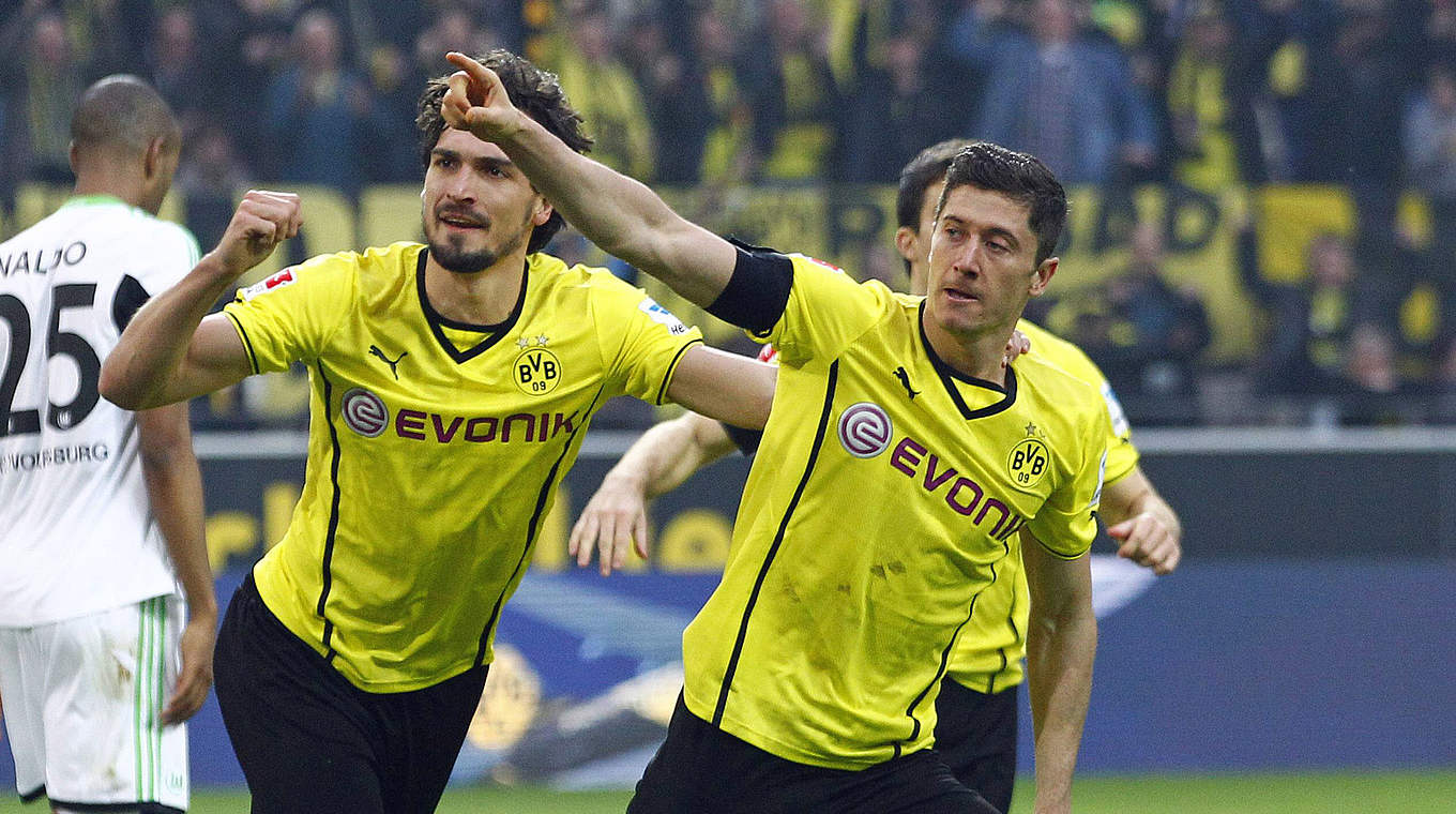 Beim BVB bis zum Sommer Kollegen, nun Rivalen: Hummels (2.v.l.) und Lewandowski © imago/Joachim Sielski