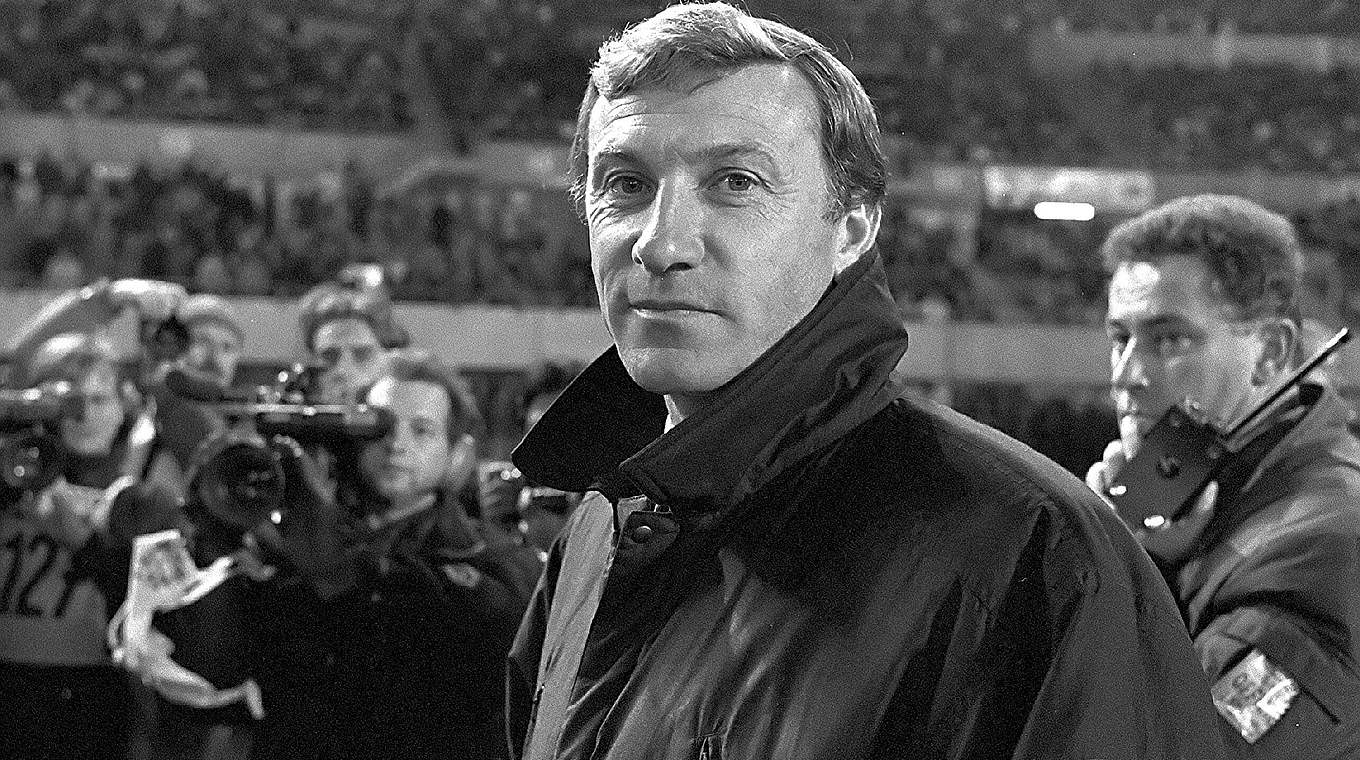 Letzter Auswahltrainer der DDR: Eduard Geyer nach dem Österreich-Spiel 1989 © 