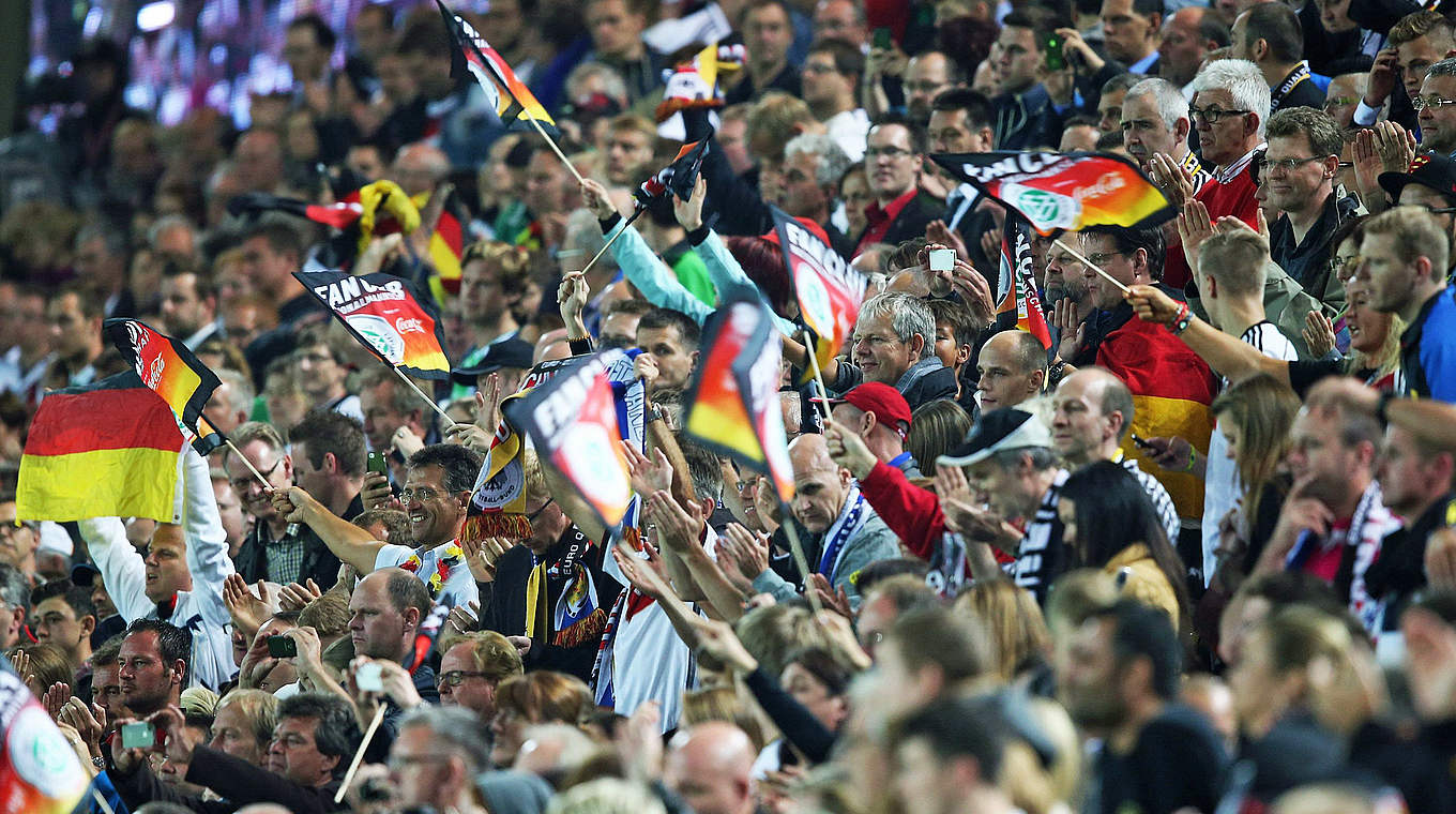 Deutschland gegen Schottland: EM-Qualifikation 2015. Eindrücke, Emotionen, Stimmung. © 