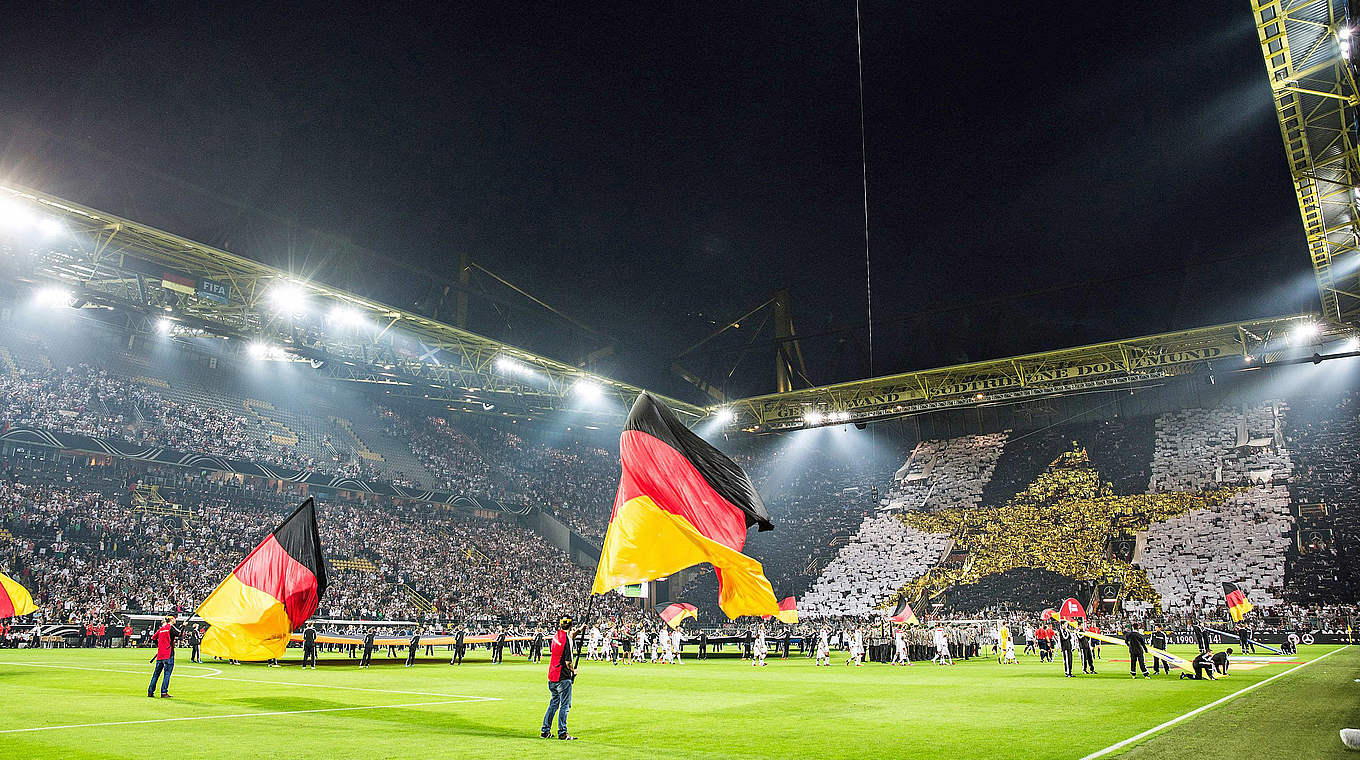 Deutschland gegen Schottland: EM-Qualifikation 2015. Eindrücke, Emotionen, Stimmung. © 