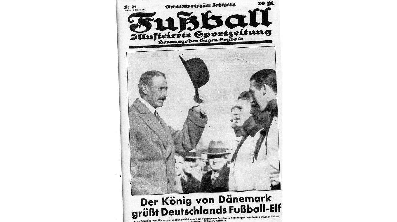Ein Gruß vom König - beim 5:2 der Nationalmannschaft 1934 in Dänemark © Privat