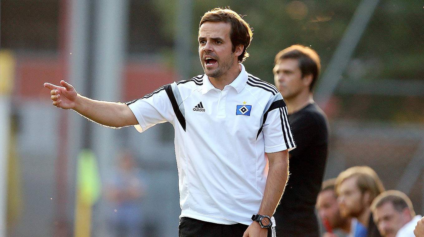 HSV-Coach Daniel Petrowsky: "Die Mannschaft hat Moral bewiesen" © imago