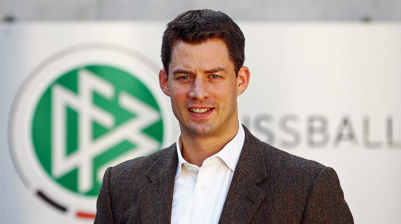 Große Lefert: "Der deutsche Fußball nimmt international eine Vorreiterrolle ein" © 2011 Getty Images
