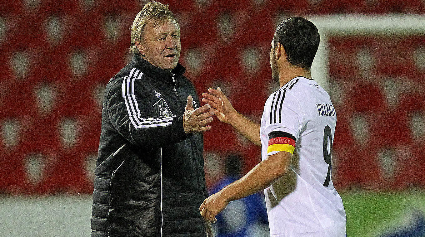 Volland: "Hrubesch has said to get stuck in" © 2013 Bongarts
