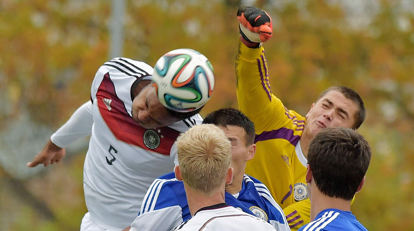 Erfolgreiches Spiel für die deutschen U 19-Junioren gegen Kasachstan © 2014 Bongarts