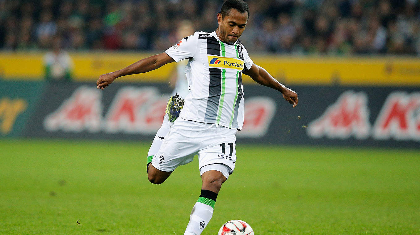 Gladbach striker Raffael wants to take his team to the Champions League © 2014 Getty Images