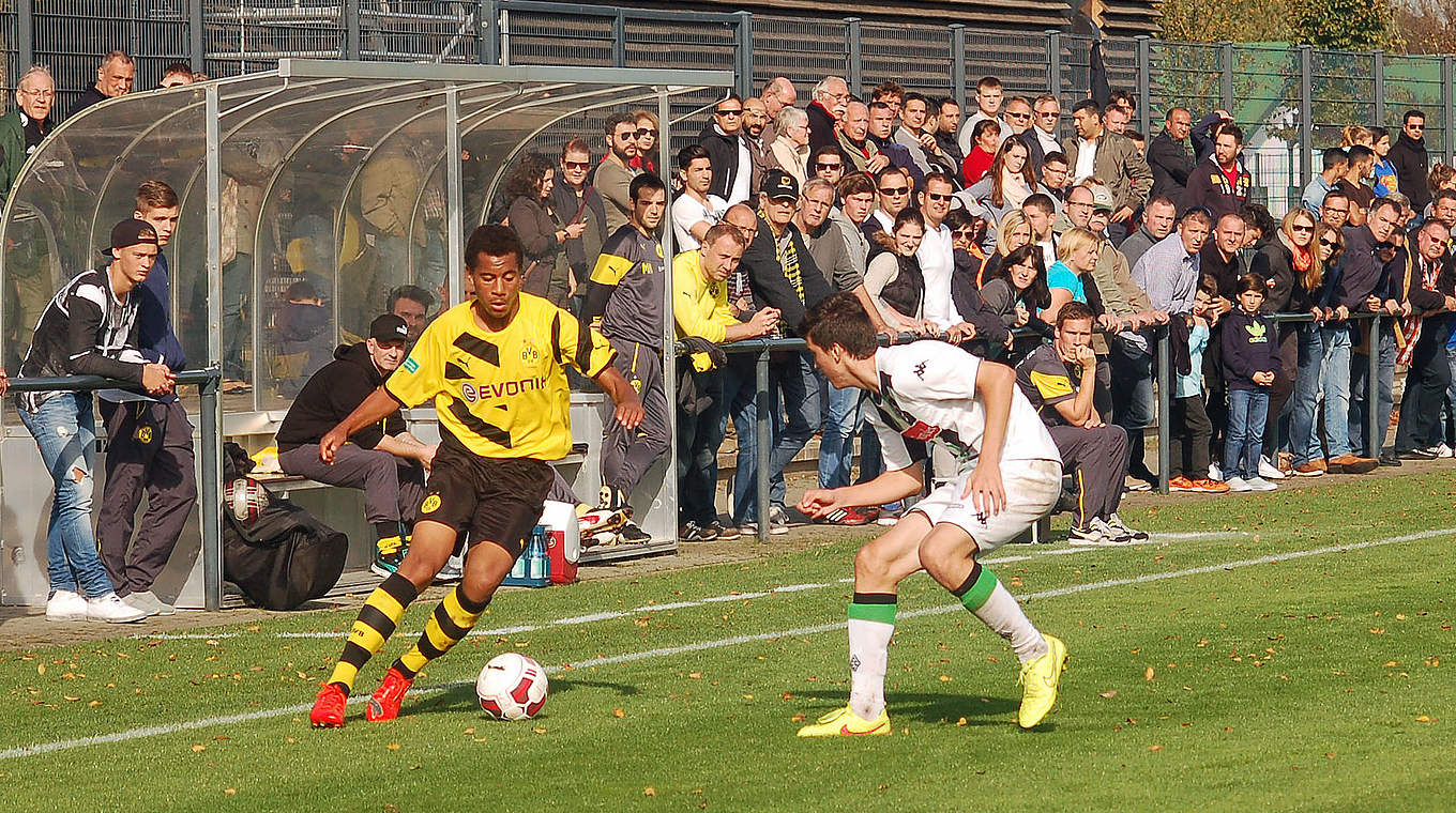 Schwerer Stand gegen die Topteams: Mete Yildiz (r.) und Borussia Mönchengladbach © mspw