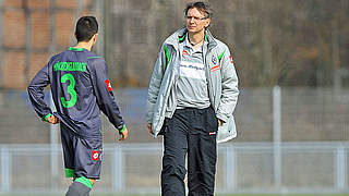 Sechs Siege in Folge: Die Gladbacher Borussia und Coach Flath (r.) sind in guter Form © DFB