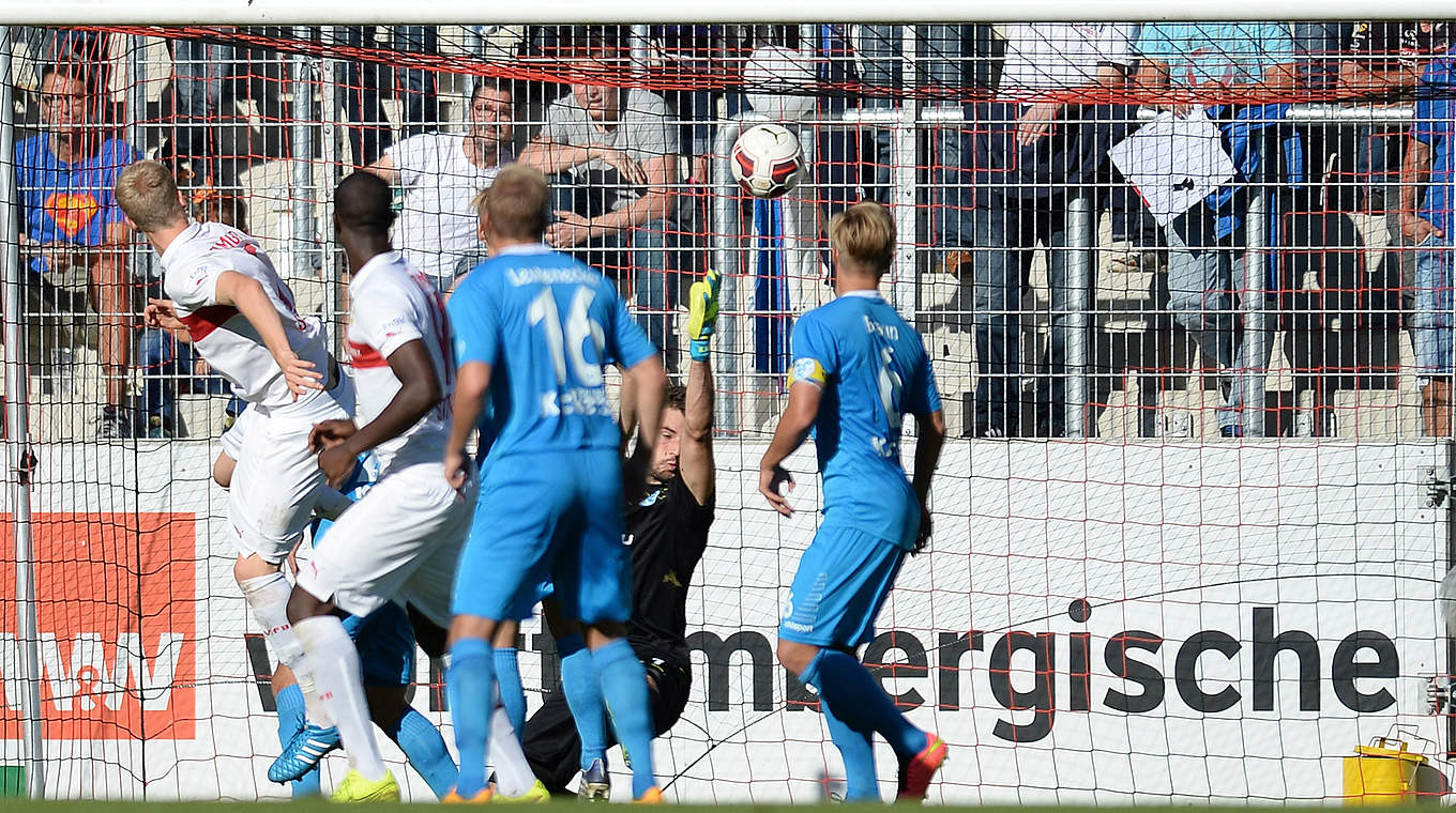 Trifft für Stuttgart II: Timo Baumgartl © 2014 Getty Images